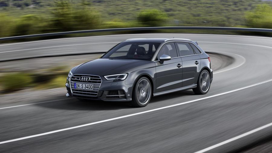  Audi S3 Sportback (8V) 2016 года  (WW) (фото 11 из 17)